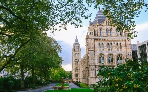 UK Company Registration for Non-Residents: How to Incorporate + Stay Compliant