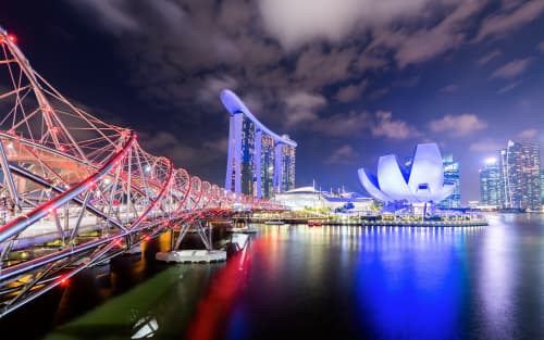 Selling Cosmetics in Singapore: HSA Product Notification Guide