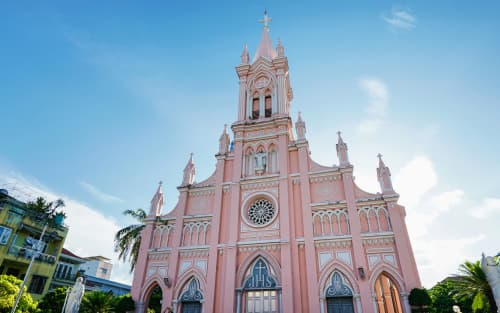 Can a Foreign Founder Register a Vietnam Company Alone?